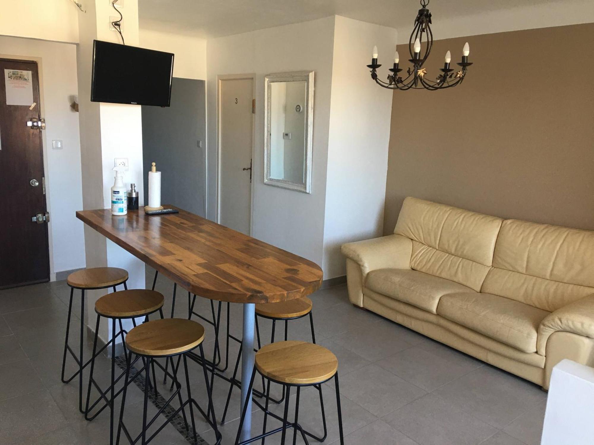 Grands Buffets Hebergement Appartement Narbonne Buitenkant foto